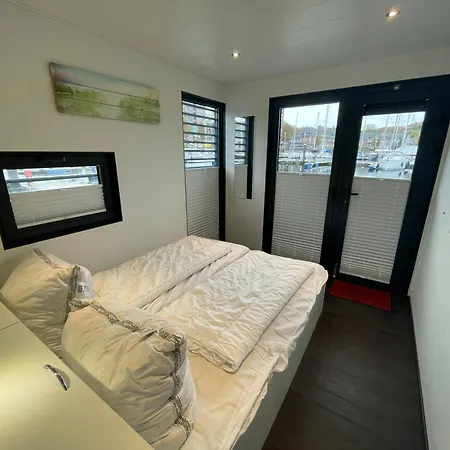 Hausboot Sonnenwelle Mit Dachterrasse דירה פלאנסבורג